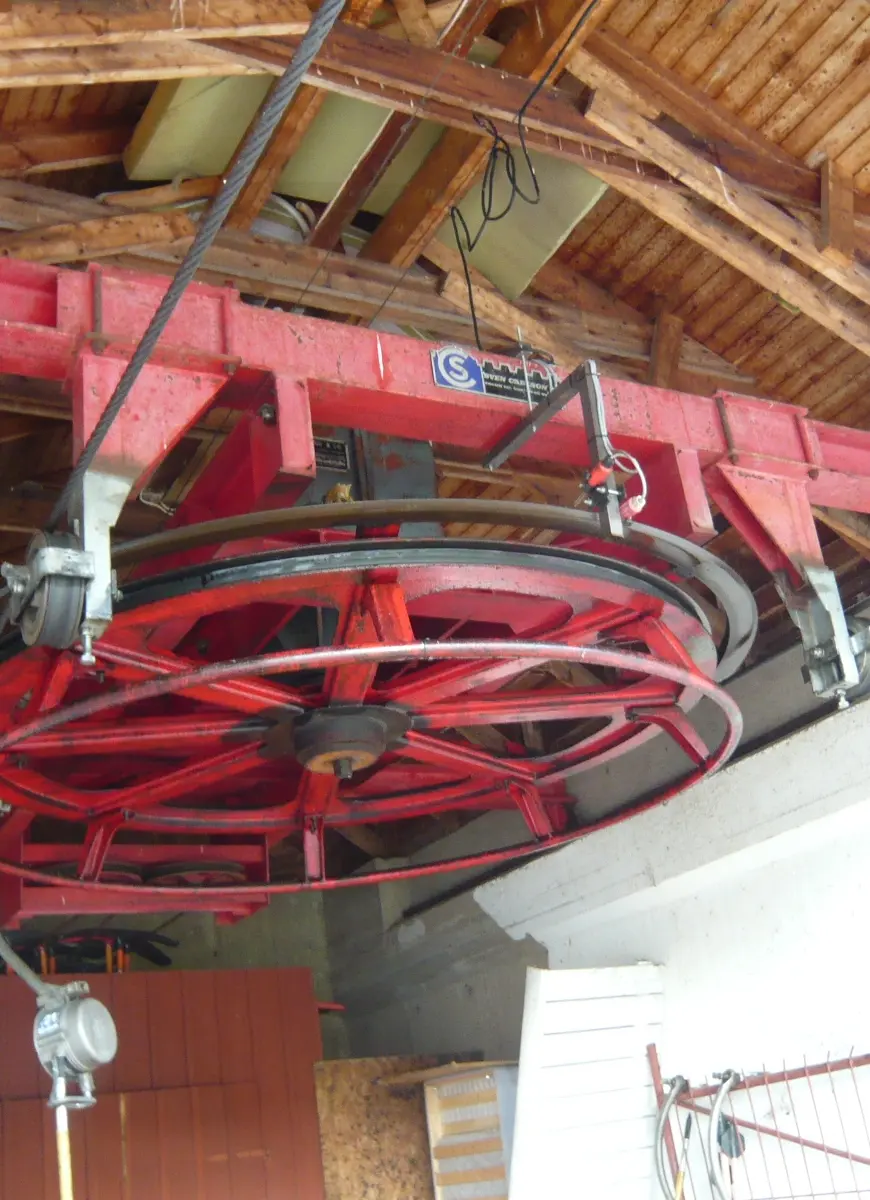 p1000786-870×1200-1